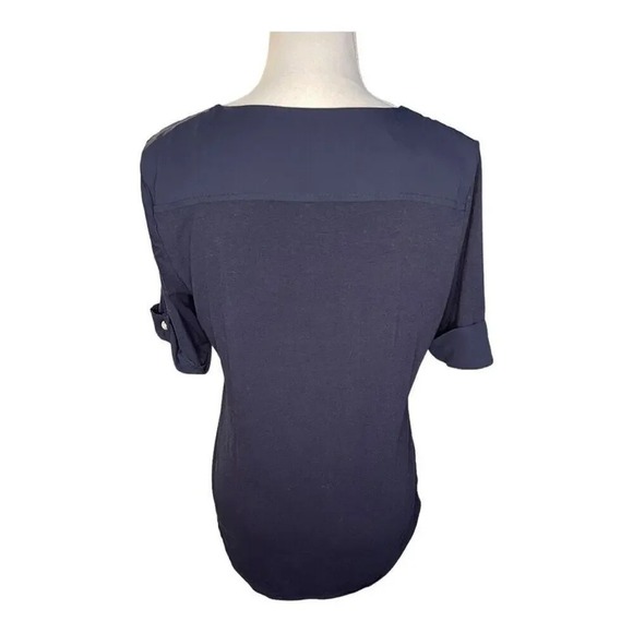 Carmen Marc Valvo Navy Blue V-Neck Button Front Roll Tab Sleeve Top Medium - Picture 4 of 5